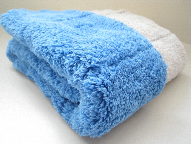 Premium Thick Plush Car Drying Towel 1